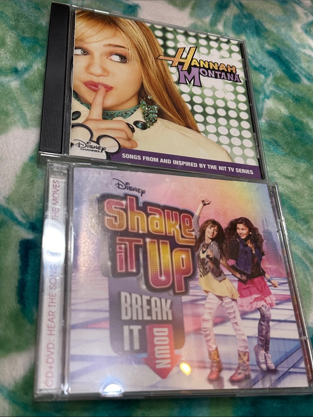 Hannah Montana & Shake It Up Break It Down Cd